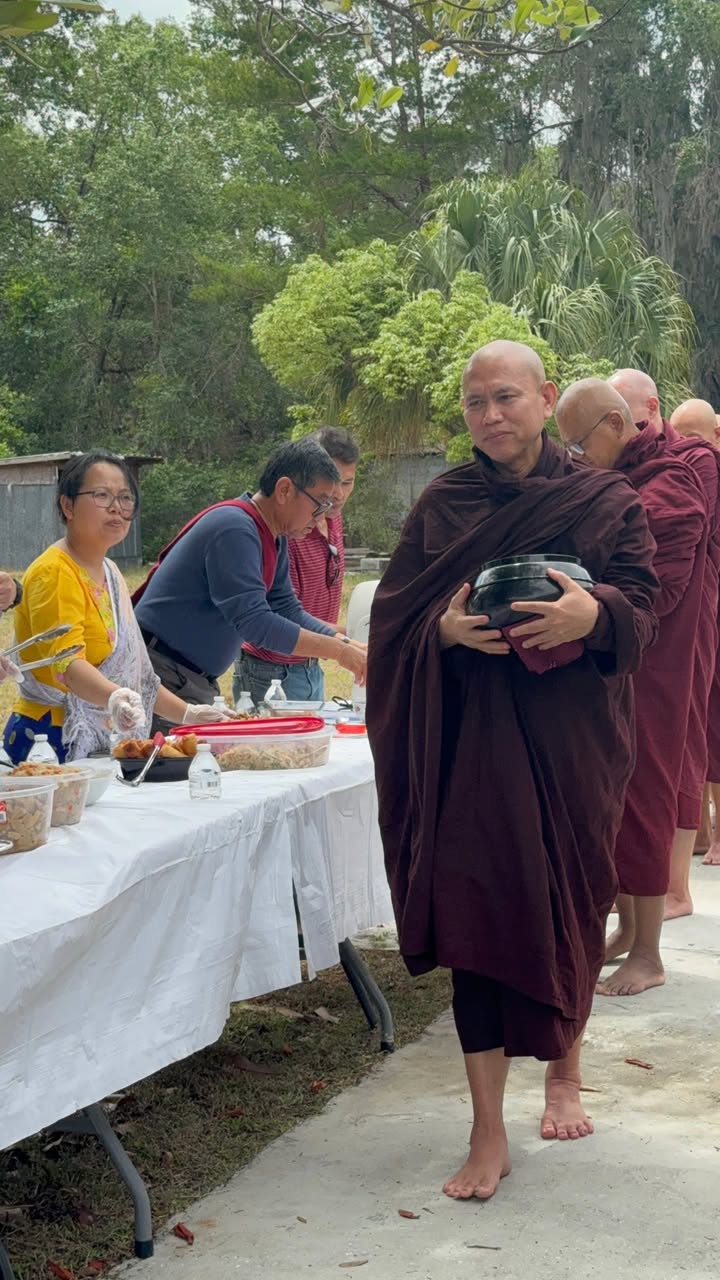 Sayadaw visit photo 2
